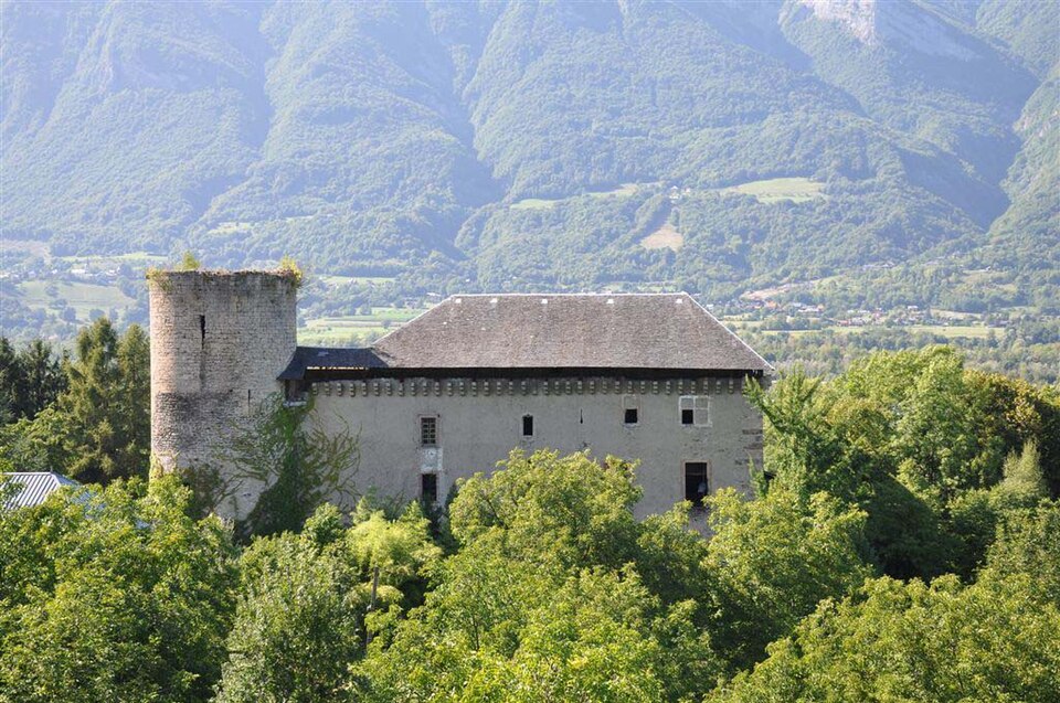 Château de Sainte-Hélène-sur-Isère