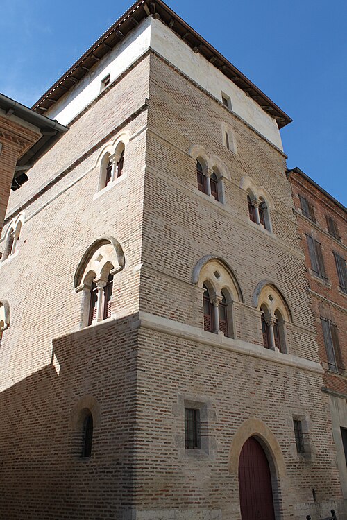 Tour d'Arles