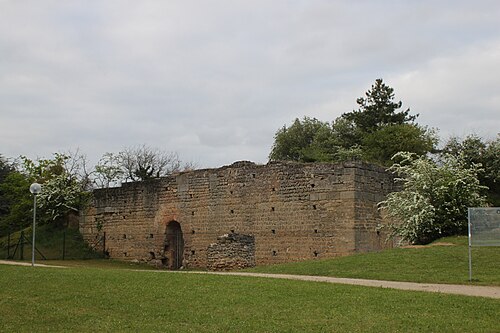 Château de Doué-la-Fontaine