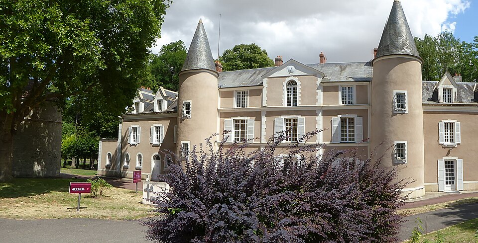 Bierville : le château pacifiste d'Essonne ouvre ses portes ce dimanche