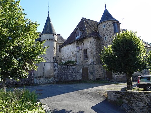 Château de Saint-Jean-Ligoure