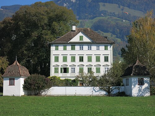 Haus Ab Yberg im Grund mit Kapelle St. Sebastian