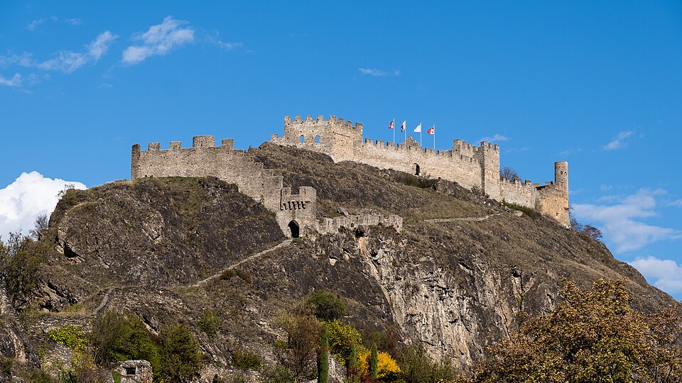 Valais : 5 châteaux entre Savoie et évêques de Sion, à voir avant la fermeture de Tourbillon
