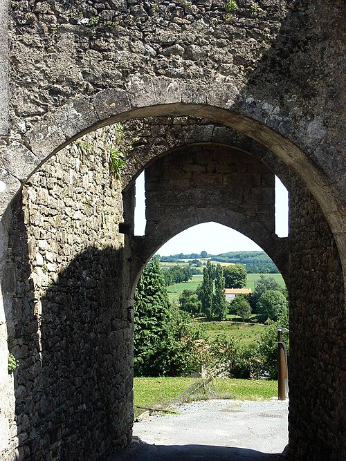 donjon de Châteaumur