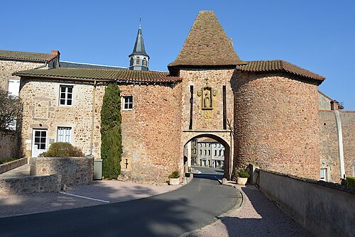 porte de ville de Montaiguët-en-Forez