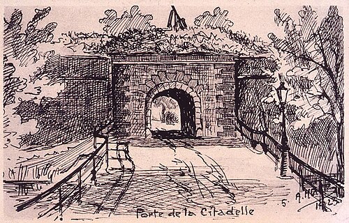 Porte de la citadelle