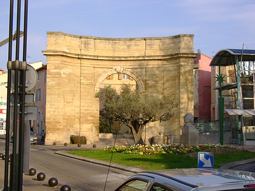 porte d'Arles