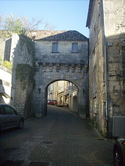porte de ville de Jonzac
