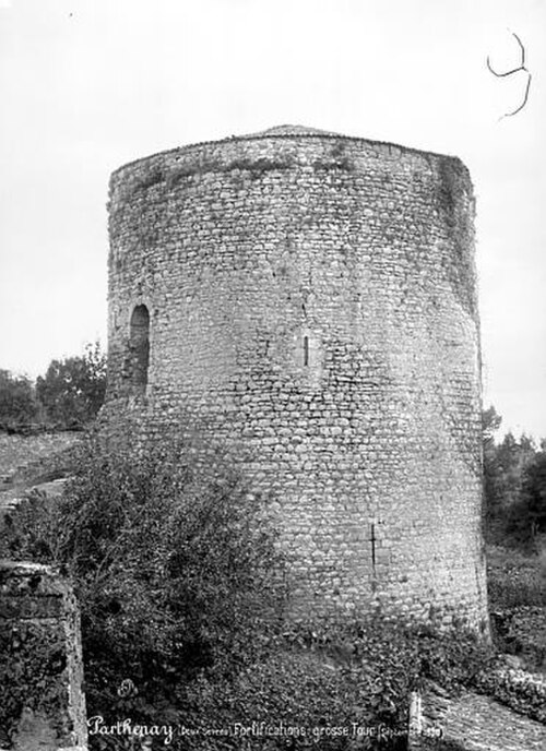 remparts de Parthenay