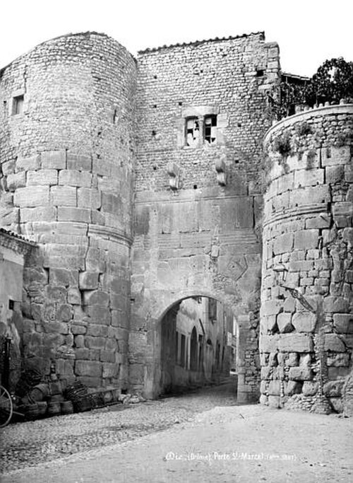 porte Saint-Marcel