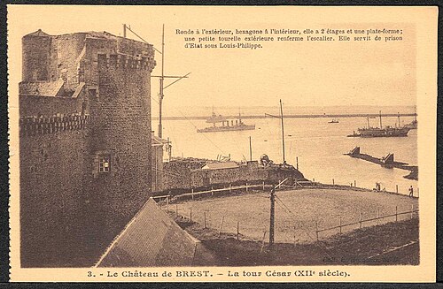 Tour César