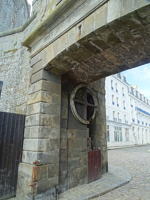Porte Saint-Thomas
