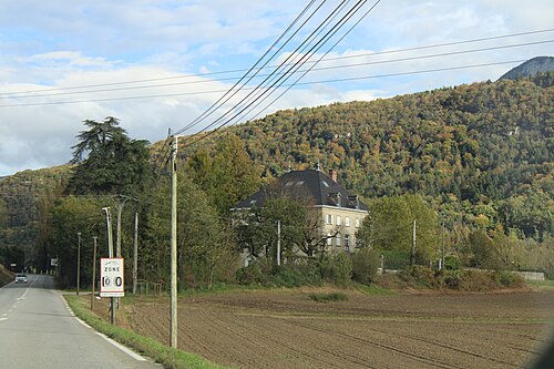 Château de l’Étang Dauphin (Saint-Étienne-de-Crossey)