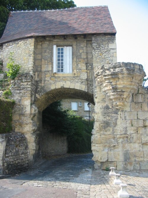 avant-porte du Croux