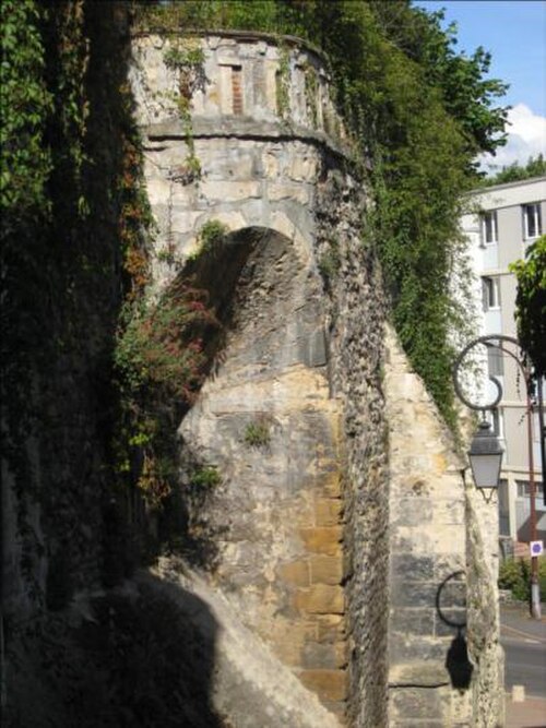 vestiges des Remparts de Nevers