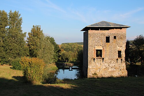 tour sarrazine de Saint-Waast