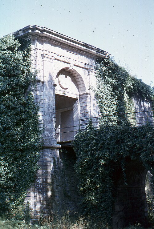 porte d'Espagne