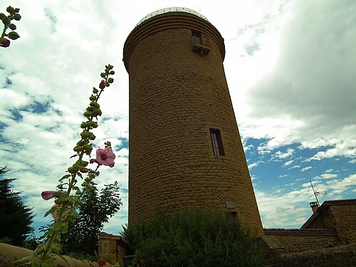 tour d'Oingt