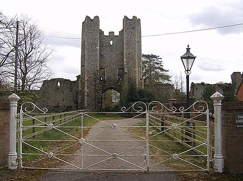 Mettingham Castle