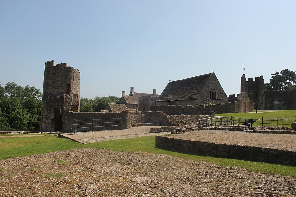 Farleigh Hungerford Castle
