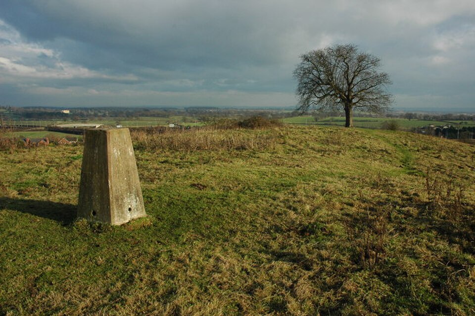 Whittington Tump