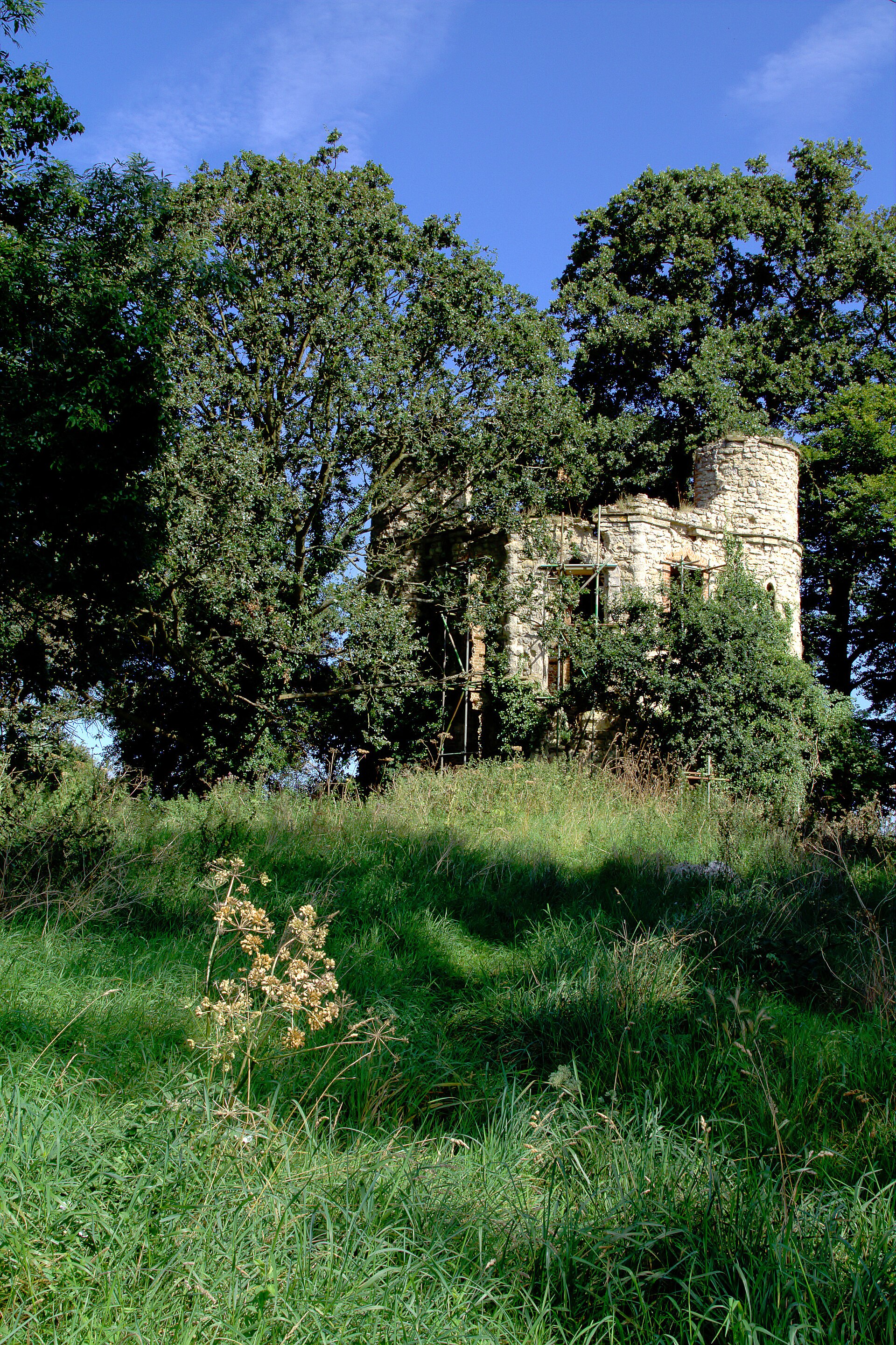 Dinton Folly