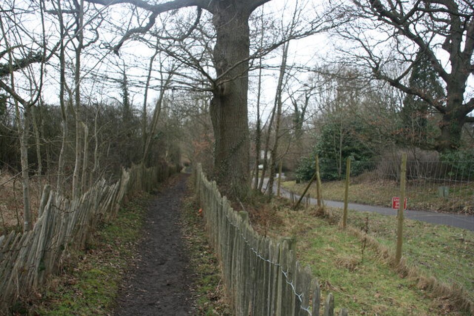 Wanderweg Eden Valley Walk entlang des Anwesens von Hever Castle in Kent